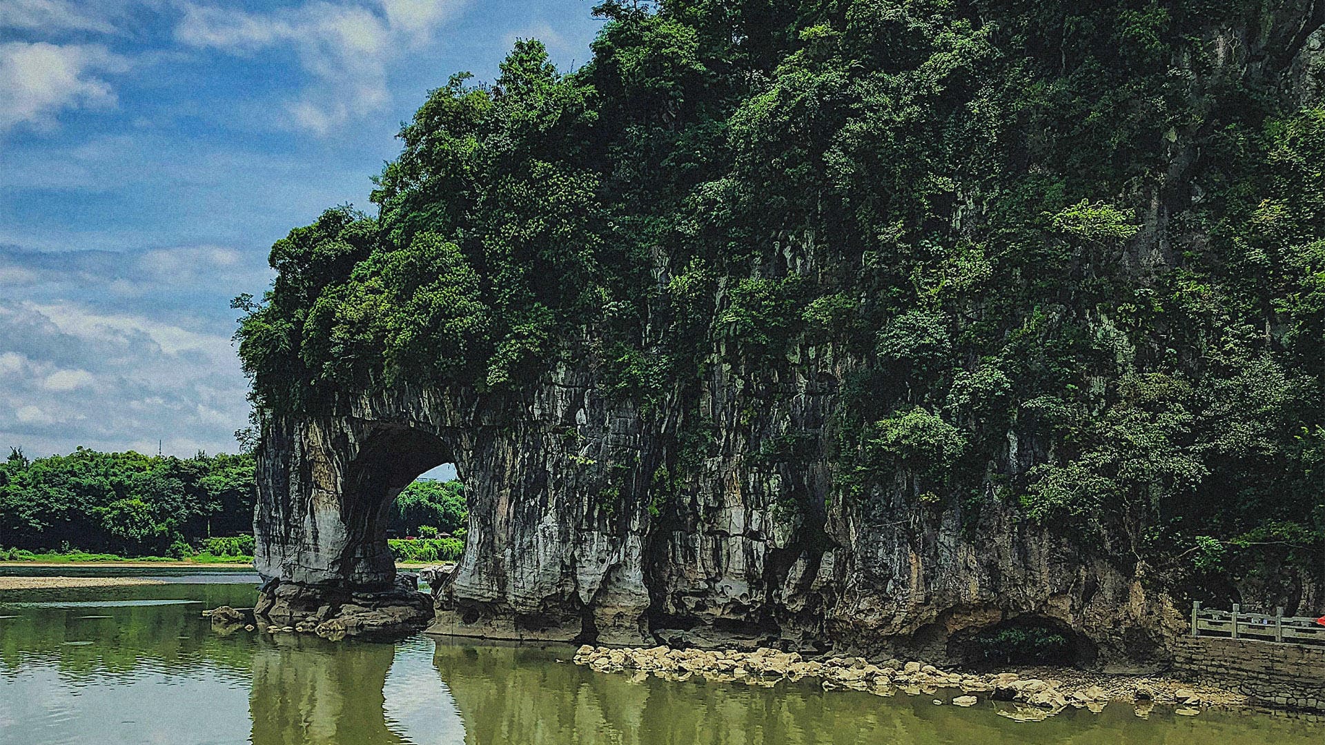 广西南邦国际旅行社有限公司驻马店营业网点